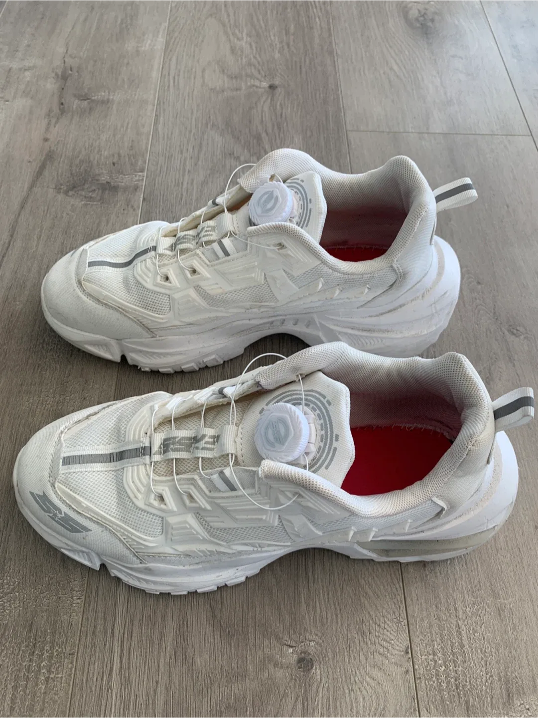 EXSS SS  White Sneakers size 42 image indicator(4)