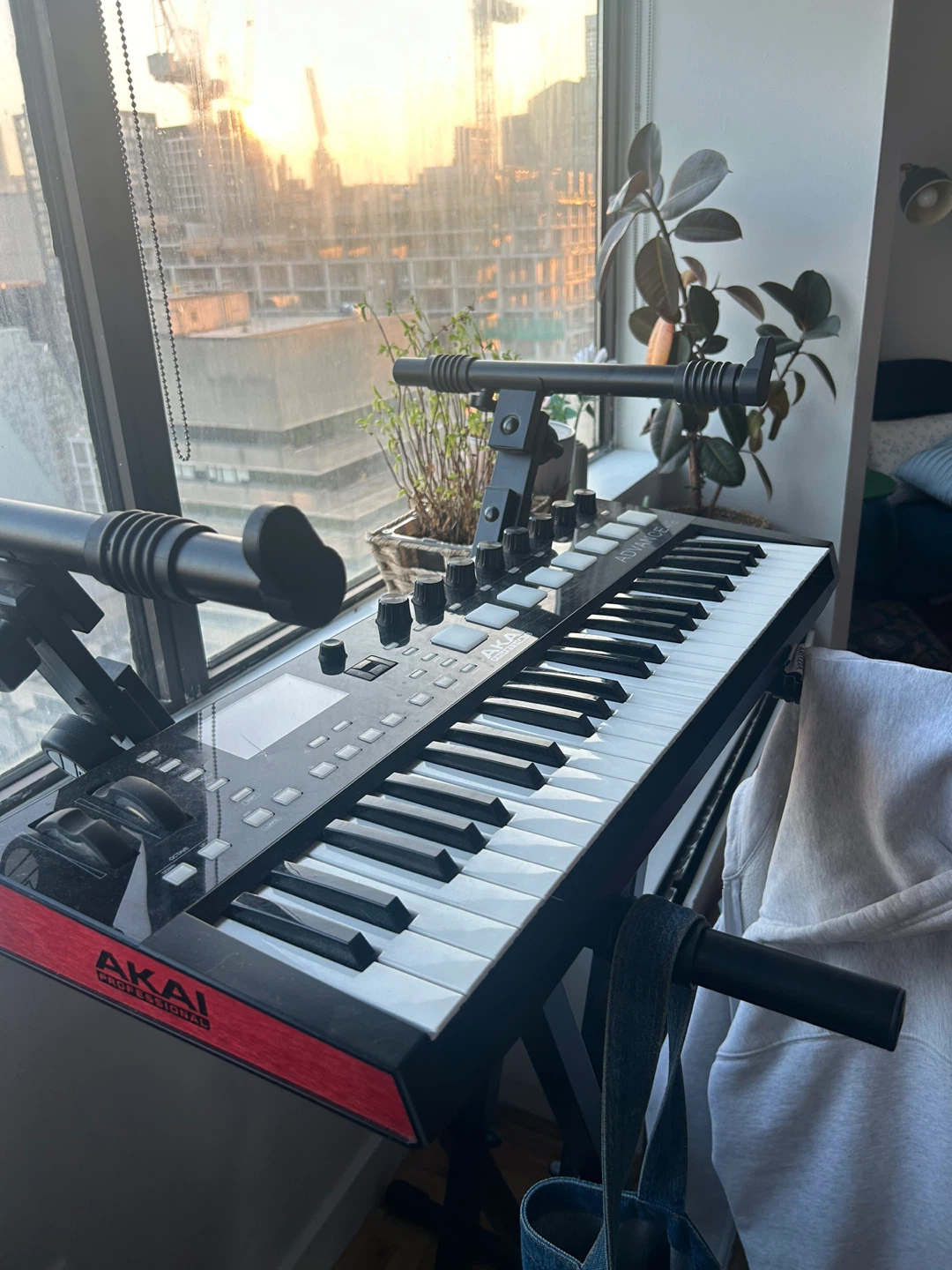 Akai Professional Advance 49 Keyboard - photo 2