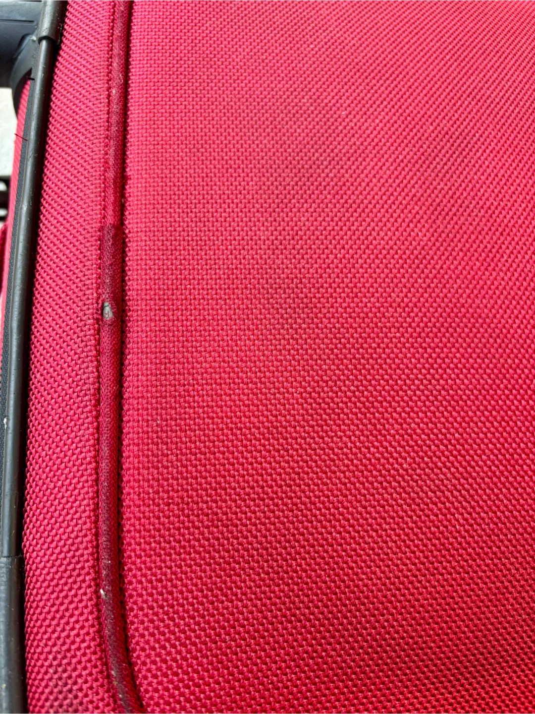 Samsonite Expandable Red Carry-On Suitcase image indicator(8)