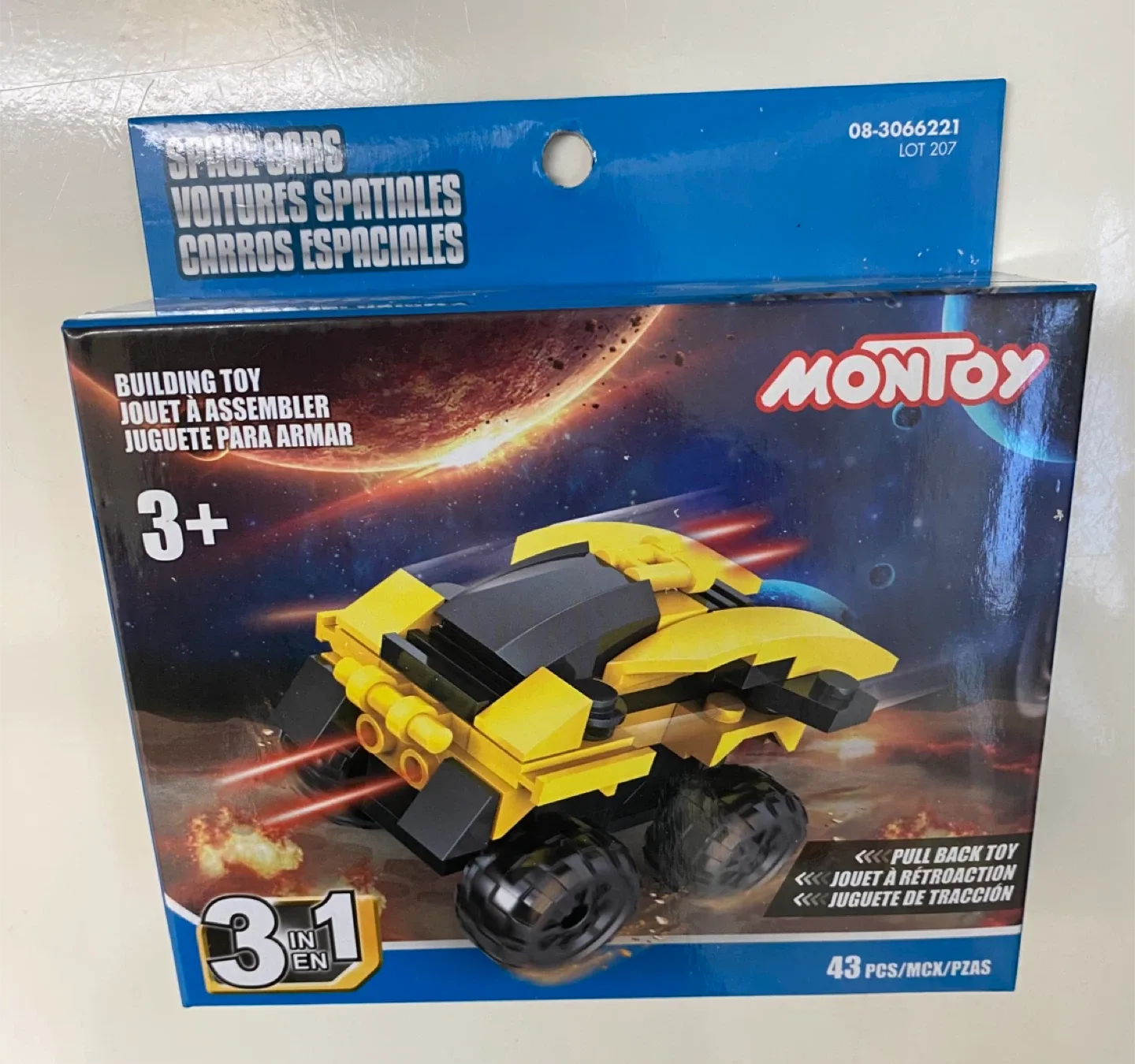 Build Kit/ Pull-Back Toy (New) thumbnail