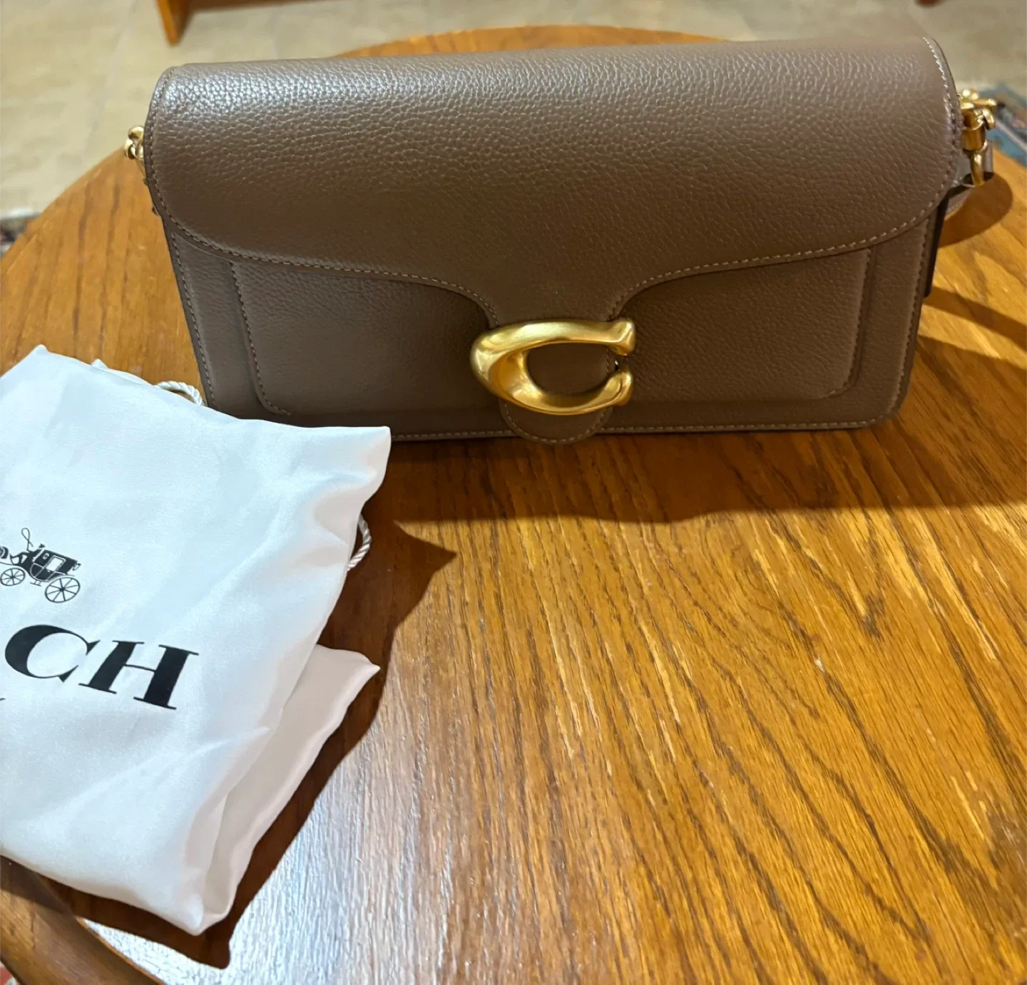 New Coach Tabby Bag 26”in Taupe Pebbled Leather image indicator(9)