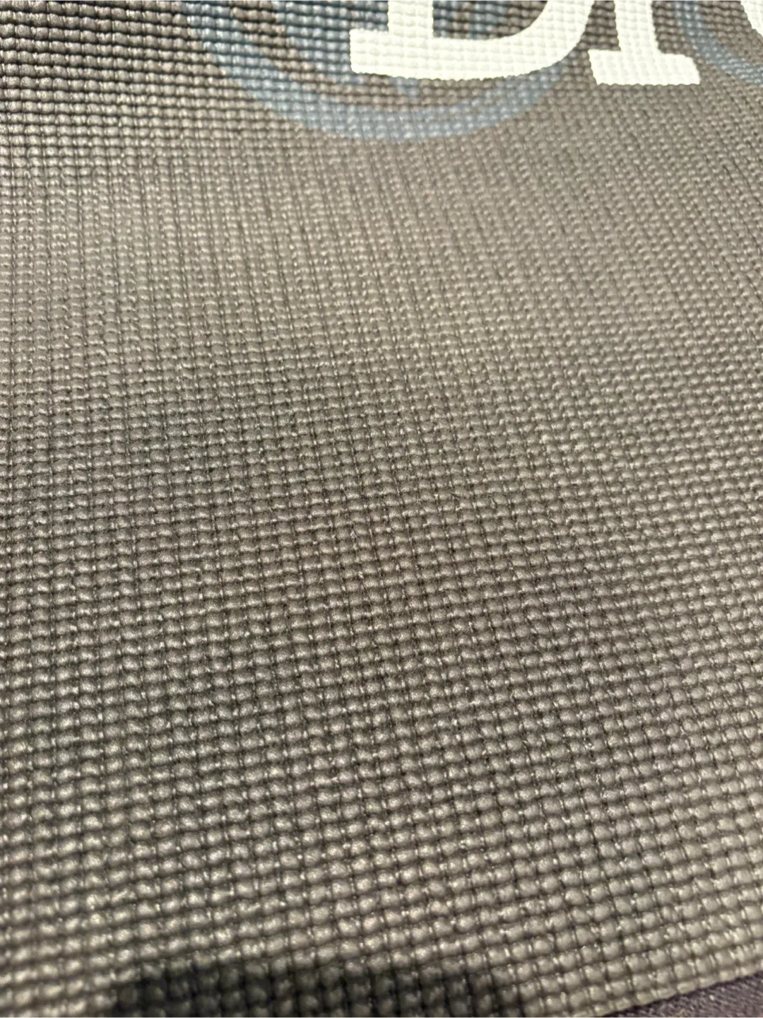 Divergent Yoga Mat (2 available) image indicator(3)