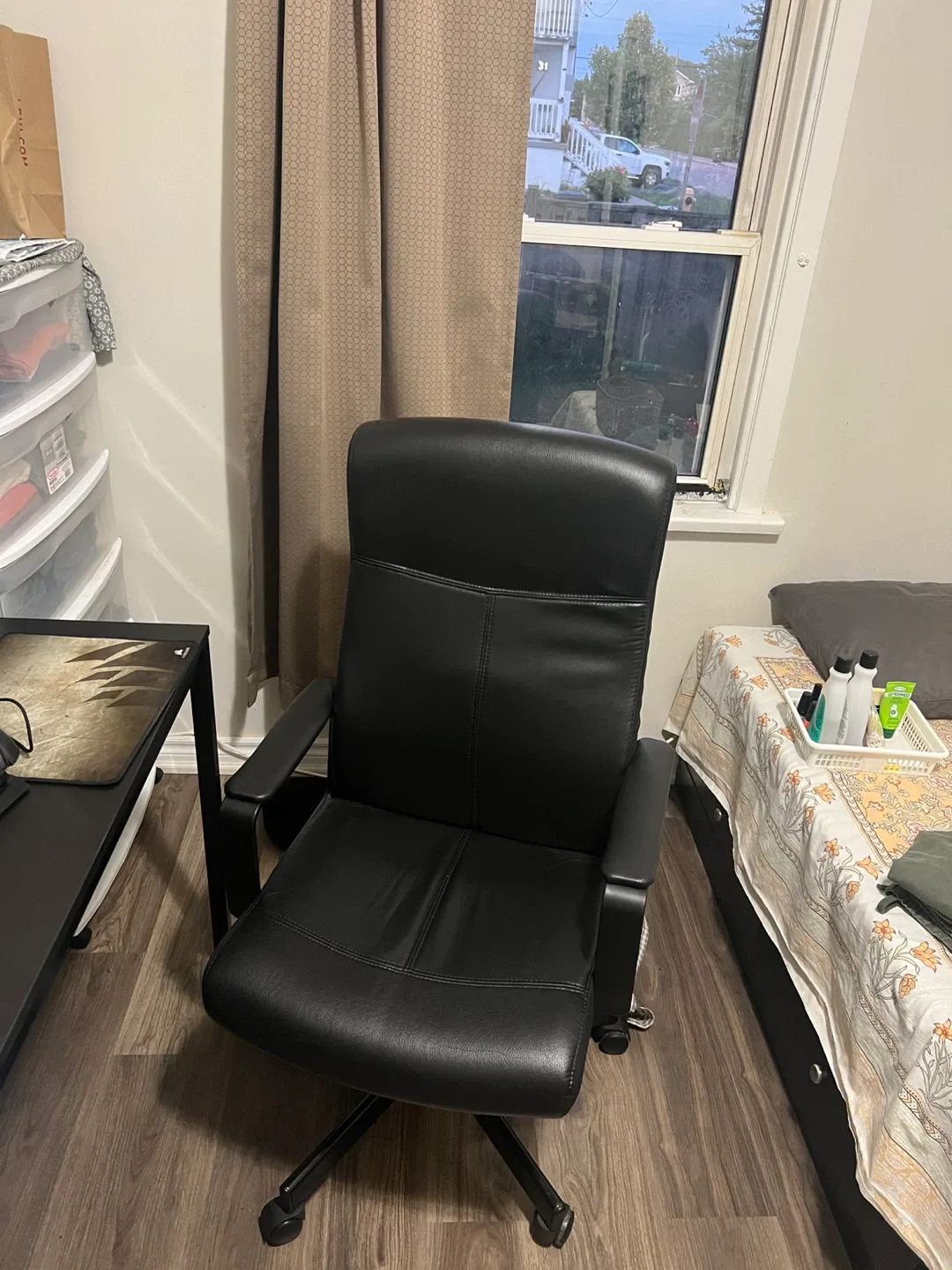 Moving out sale image indicator(2)