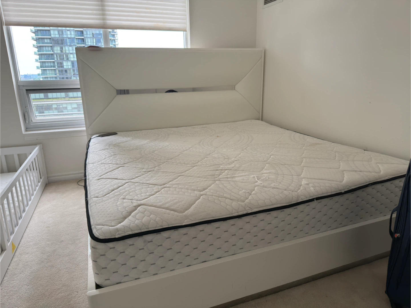Super king Size Bed Frame & Mattress - White