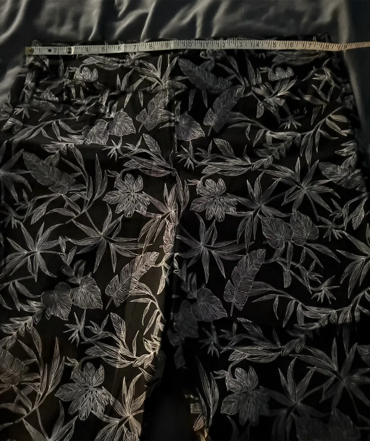 Classic Editions XL/TG Black Floral Capri Pants image indicator(5)