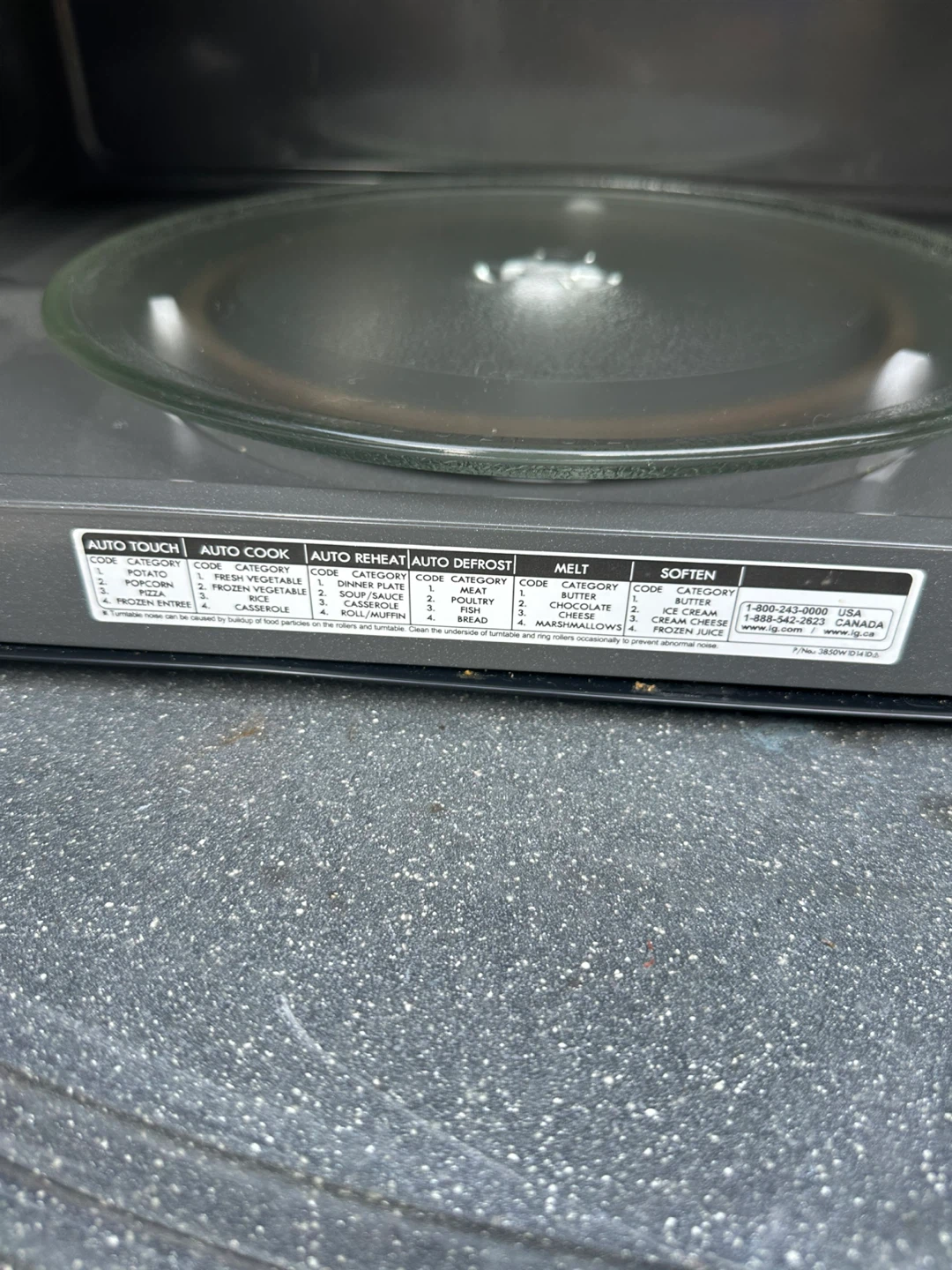 LG Microwave Oven LMV1762ST - photo 5