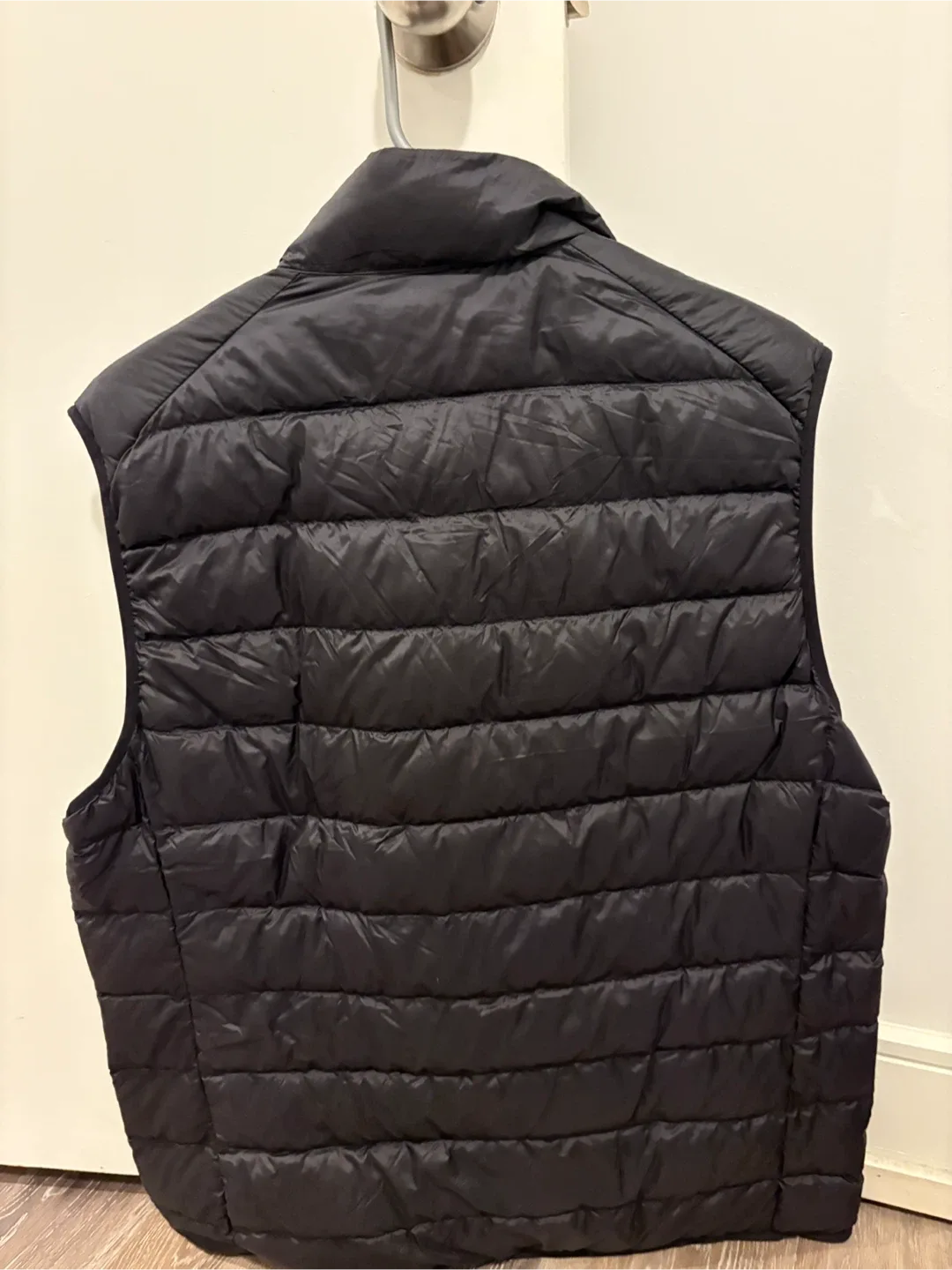 Uniqlo Ultra Light Down Vest - Black XL image indicator(3)