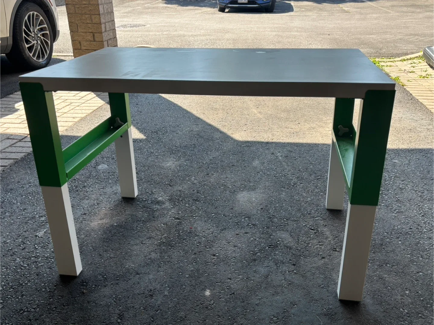 IKEA’s PAHL desk and chair (white/green) with add-on unit image indicator(10)