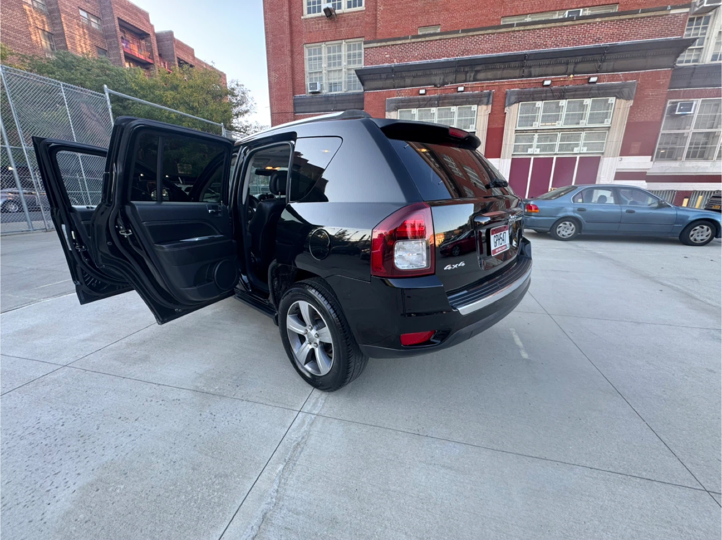 2016 Jeep Compass SUV Black - photo 4