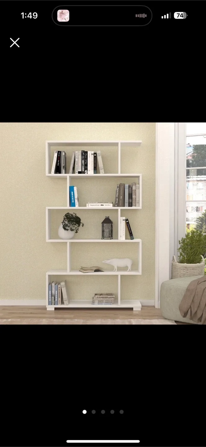 White Modern Bookshelf thumbnail
