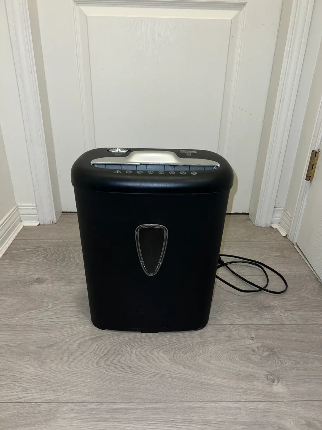 Cross-Cut Paper Shredder image indicator(2)