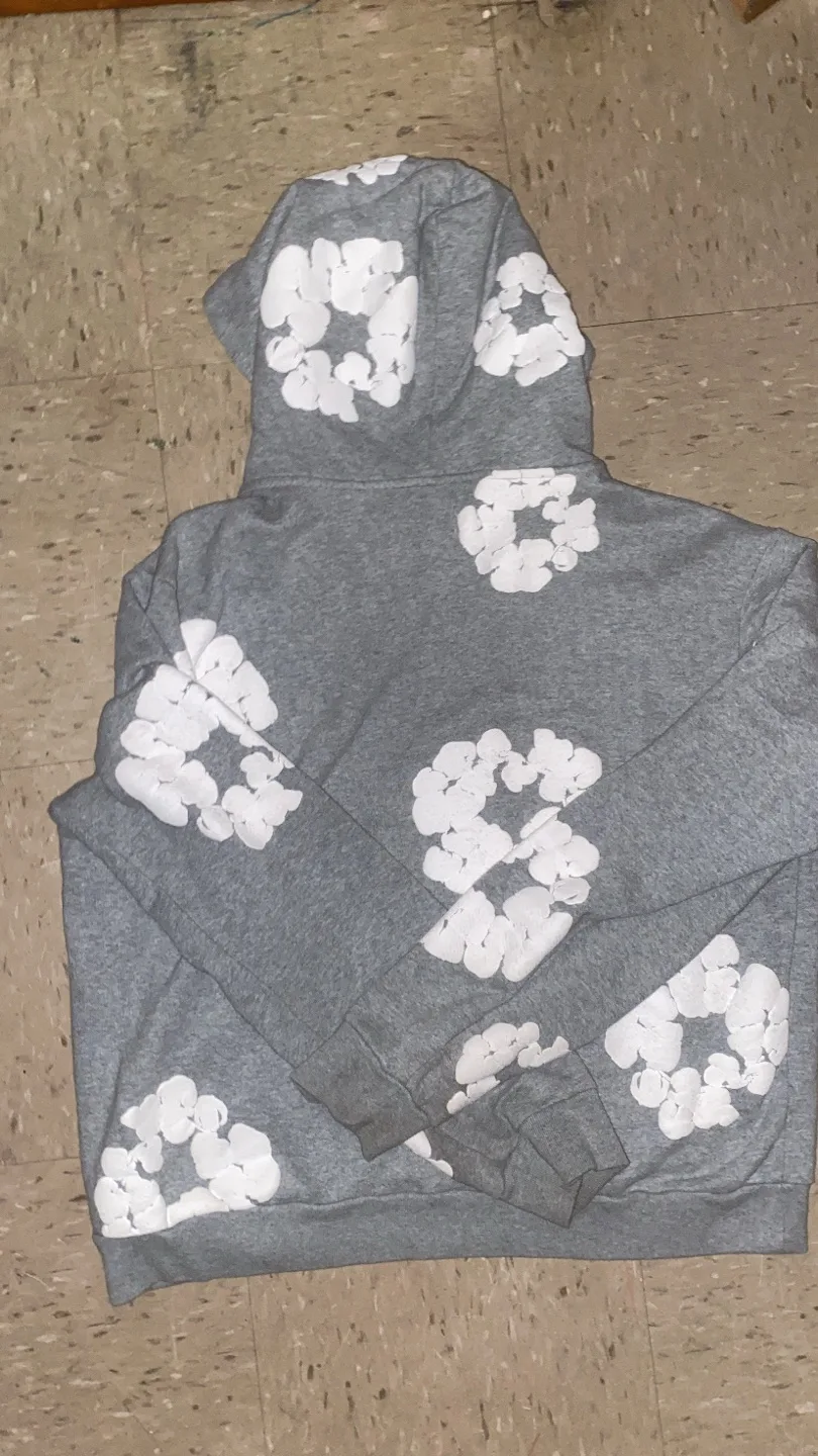 Denim Tears Hoodie - Size M        price is negotiable image indicator(2)