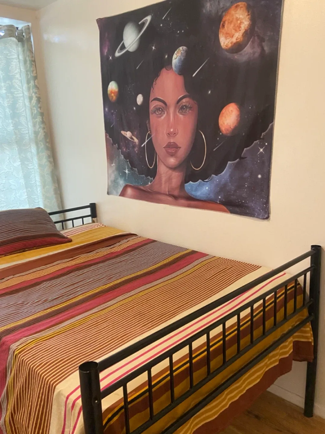 Renting a 1 bedroom inn a 2 bedroom apartment image indicator(9)