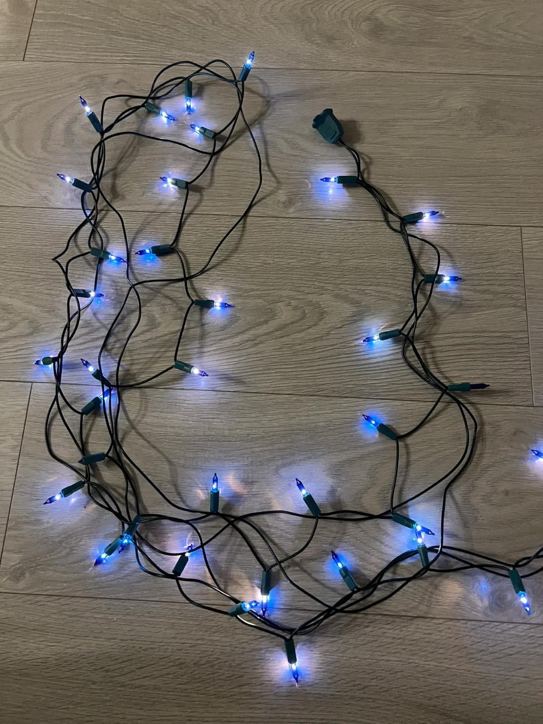 Blue String christmas Lights thumbnail