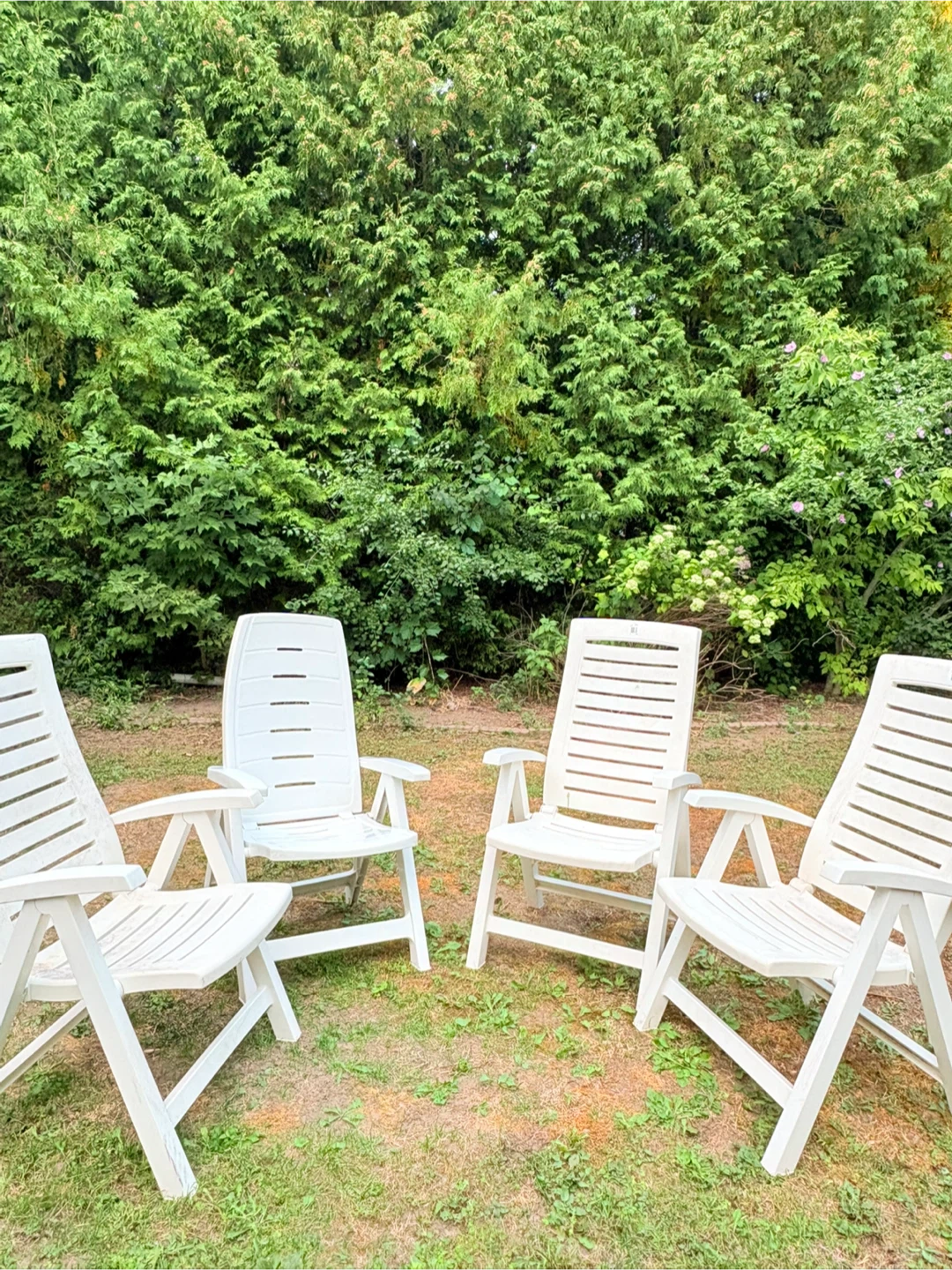 3+1 White Plastic Outdoor Chair