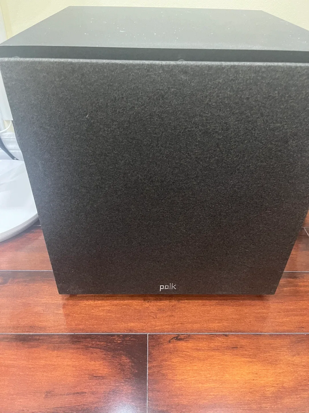 Polk Audio Monitor XT12 Subwoofer thumbnail