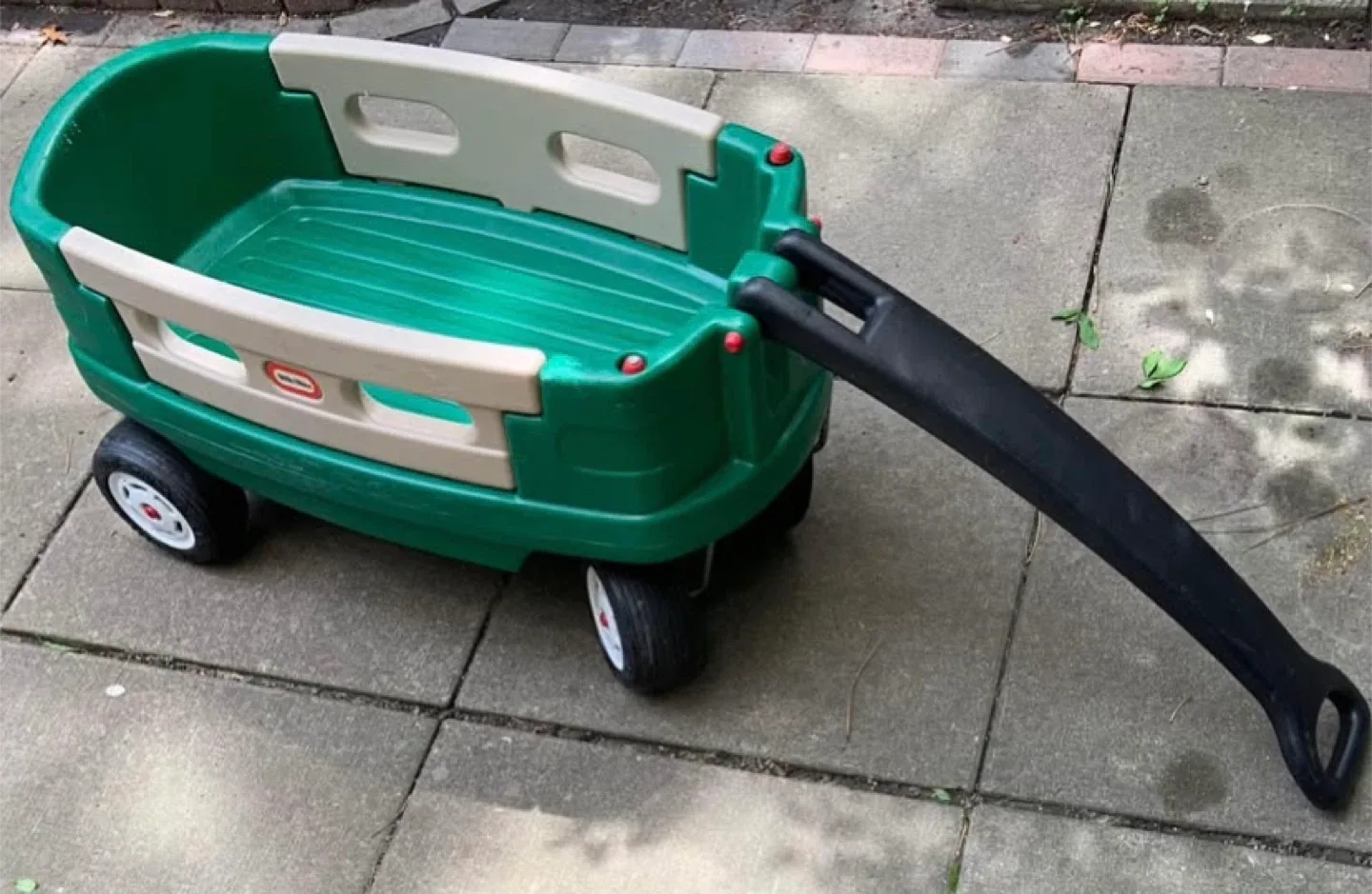 Little Tikes Green Wagon thumbnail