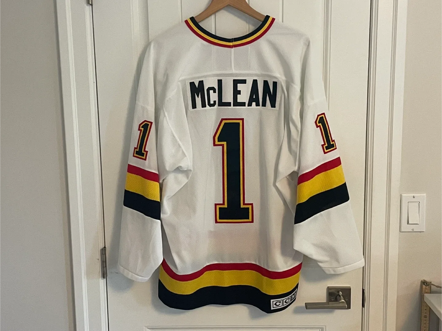 Authentic Vintage CCM Vancouver Canucks Kirk McLean Jersey Large thumbnail