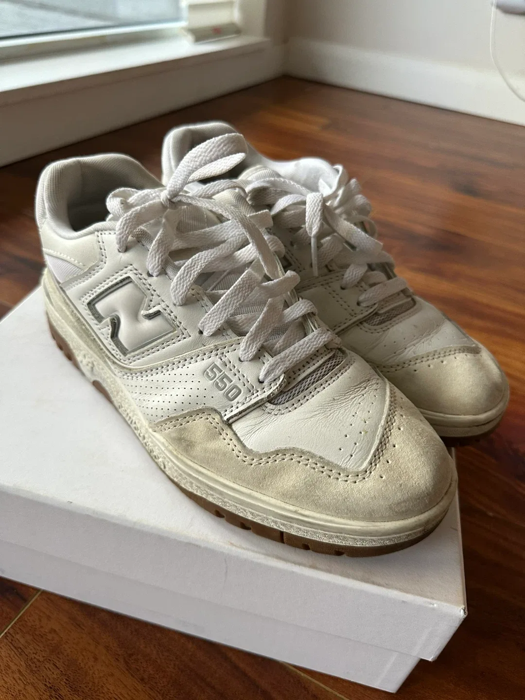 New Balance 550 Sneakers - Size Unknown thumbnail