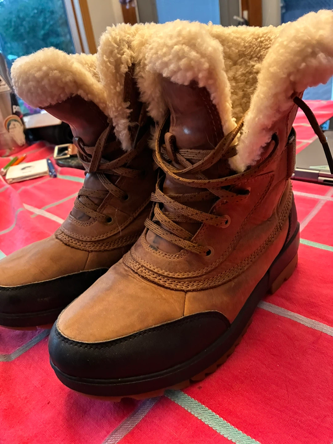 Sorrel winter boots women size 8.5