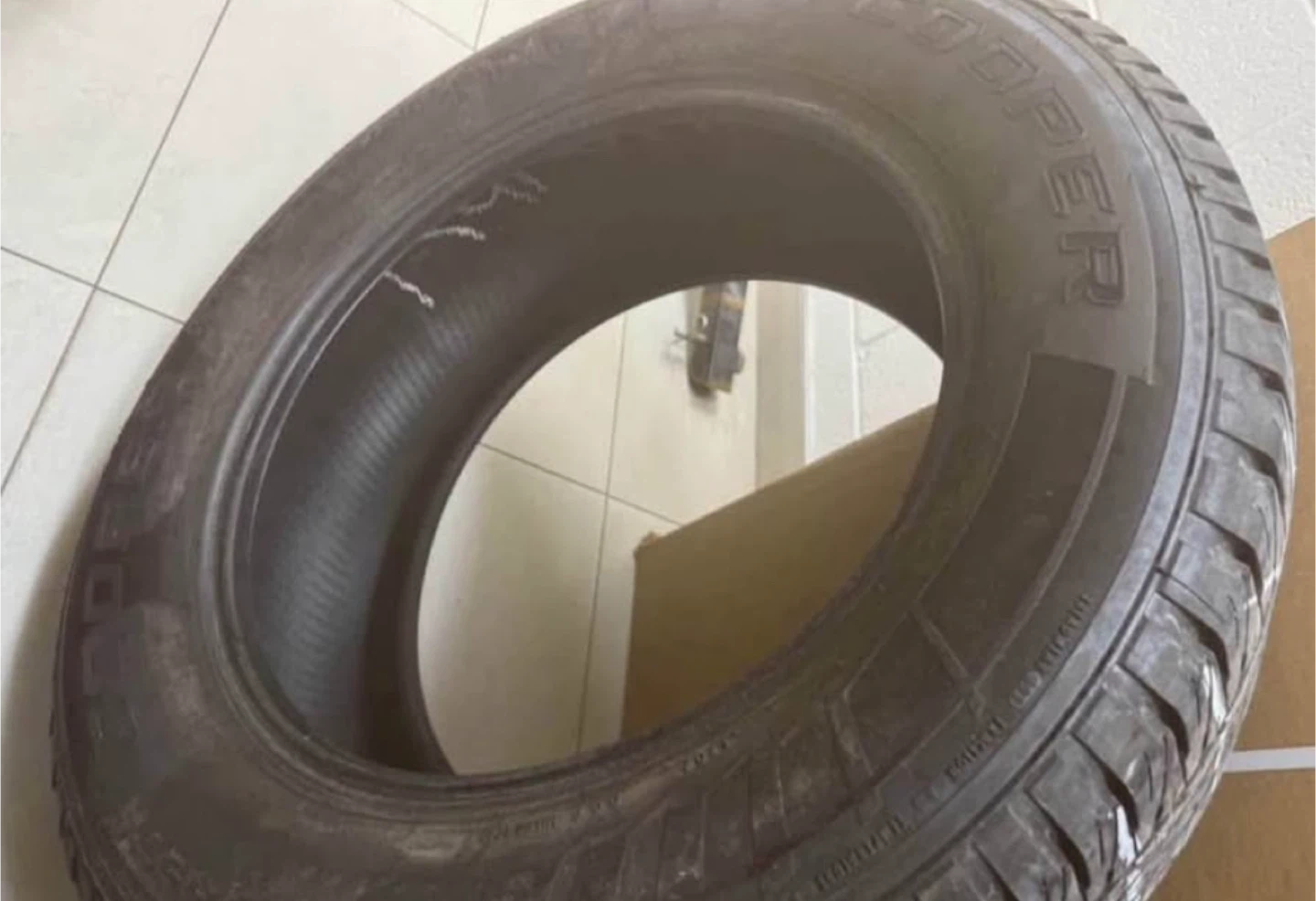 Cooper Evolution HT2 Tire 275/50R20