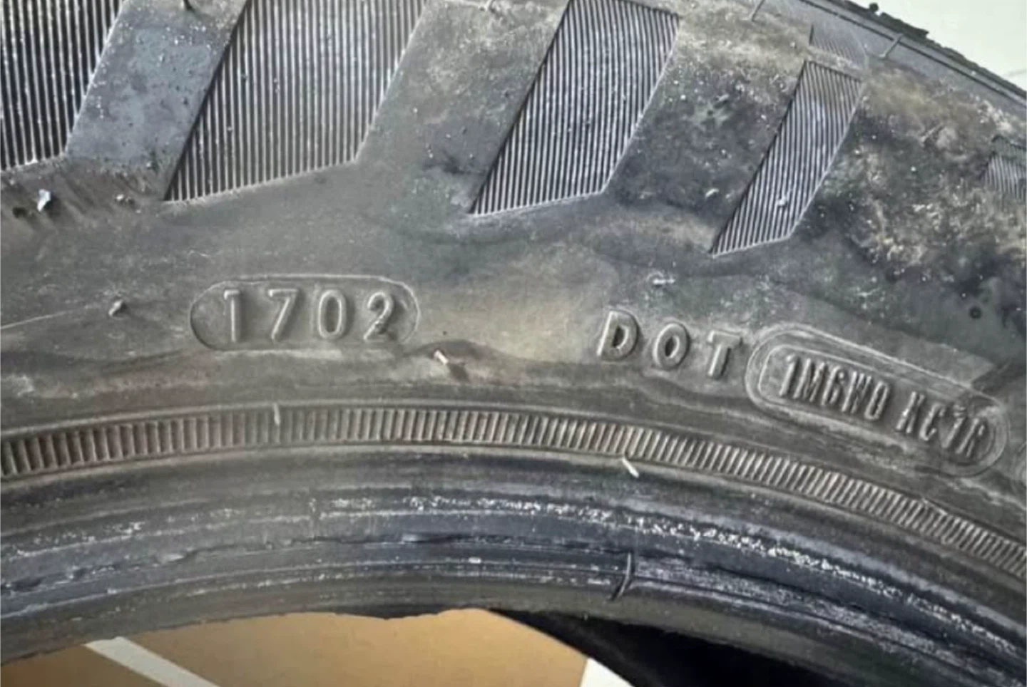 Cooper Evolution HT2 Tire 275/50R20 - photo 4