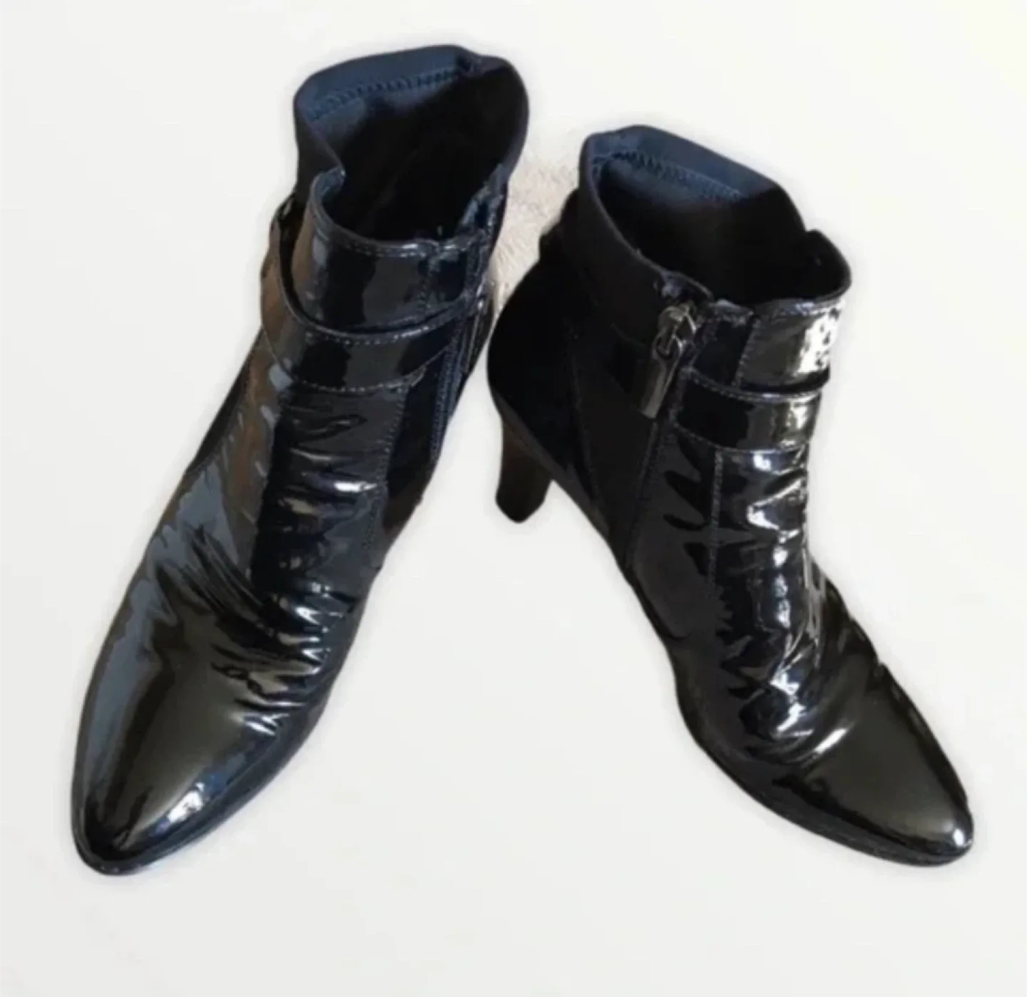 Robert Carpucci Black Patent Leather Ankle Boots image indicator(2)