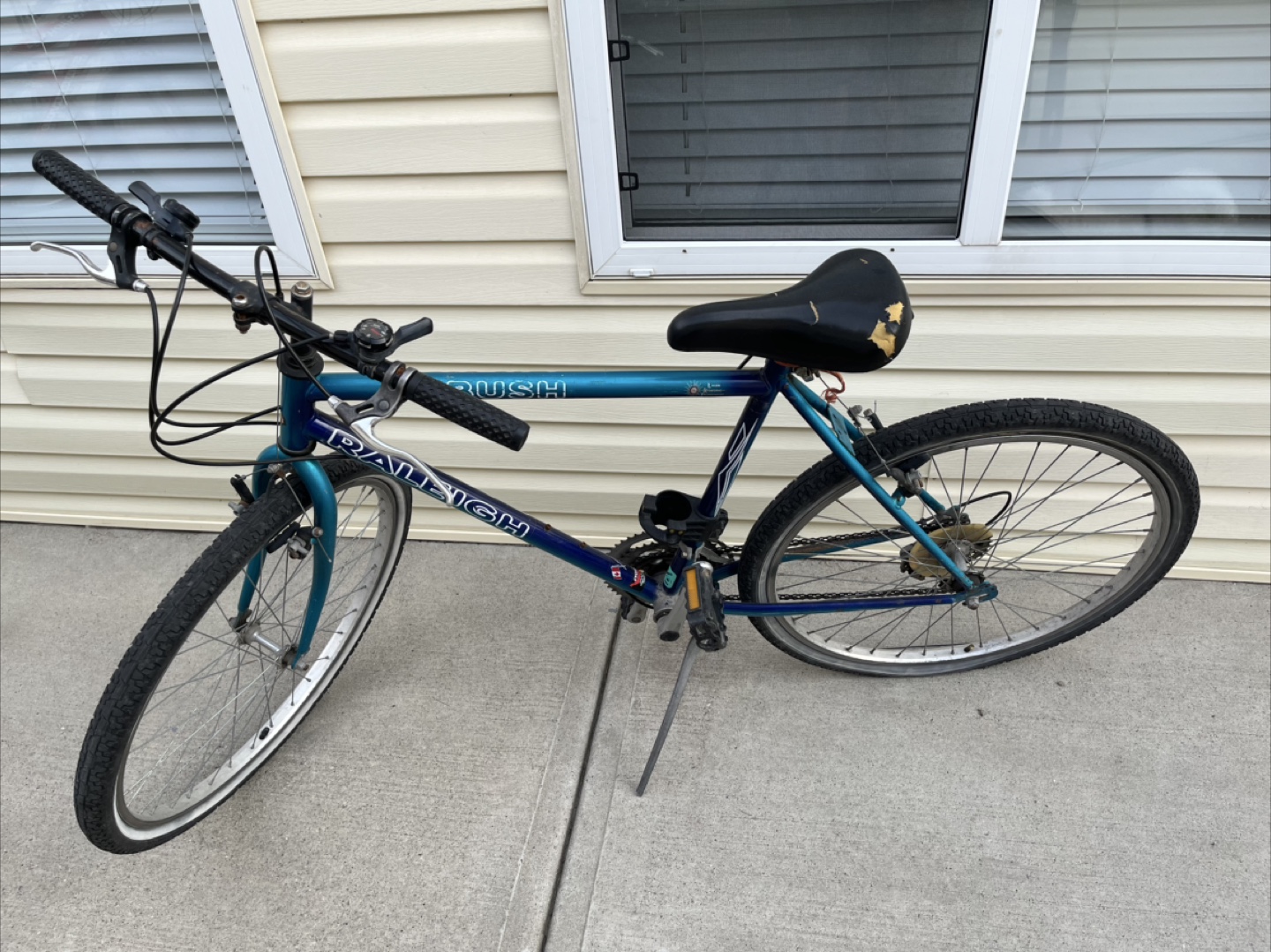 Raleigh Rush 21-Speed Bike