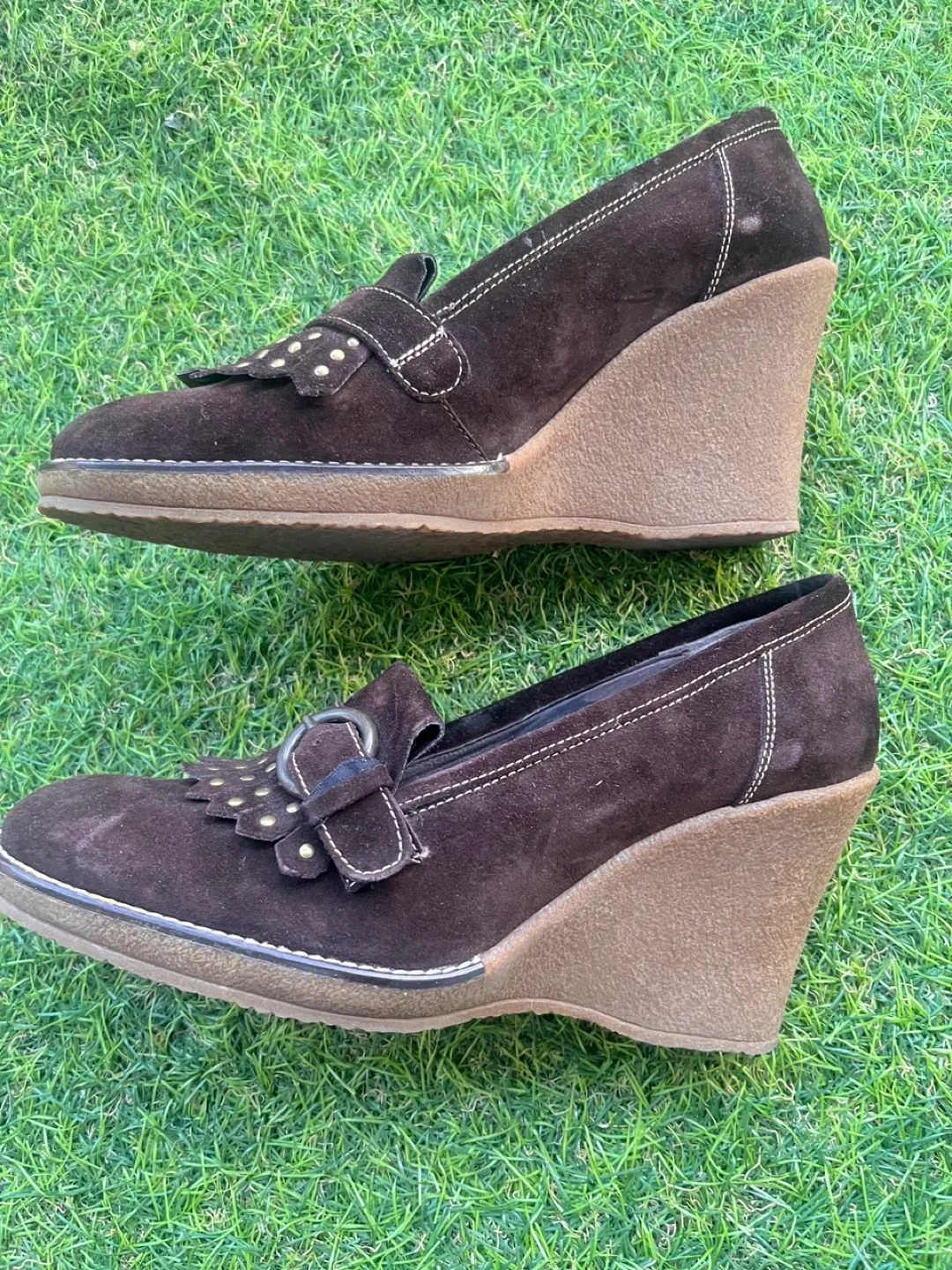 Bravo Botticelli Brown Suede Wedge Loafers - Size 9 image indicator(4)