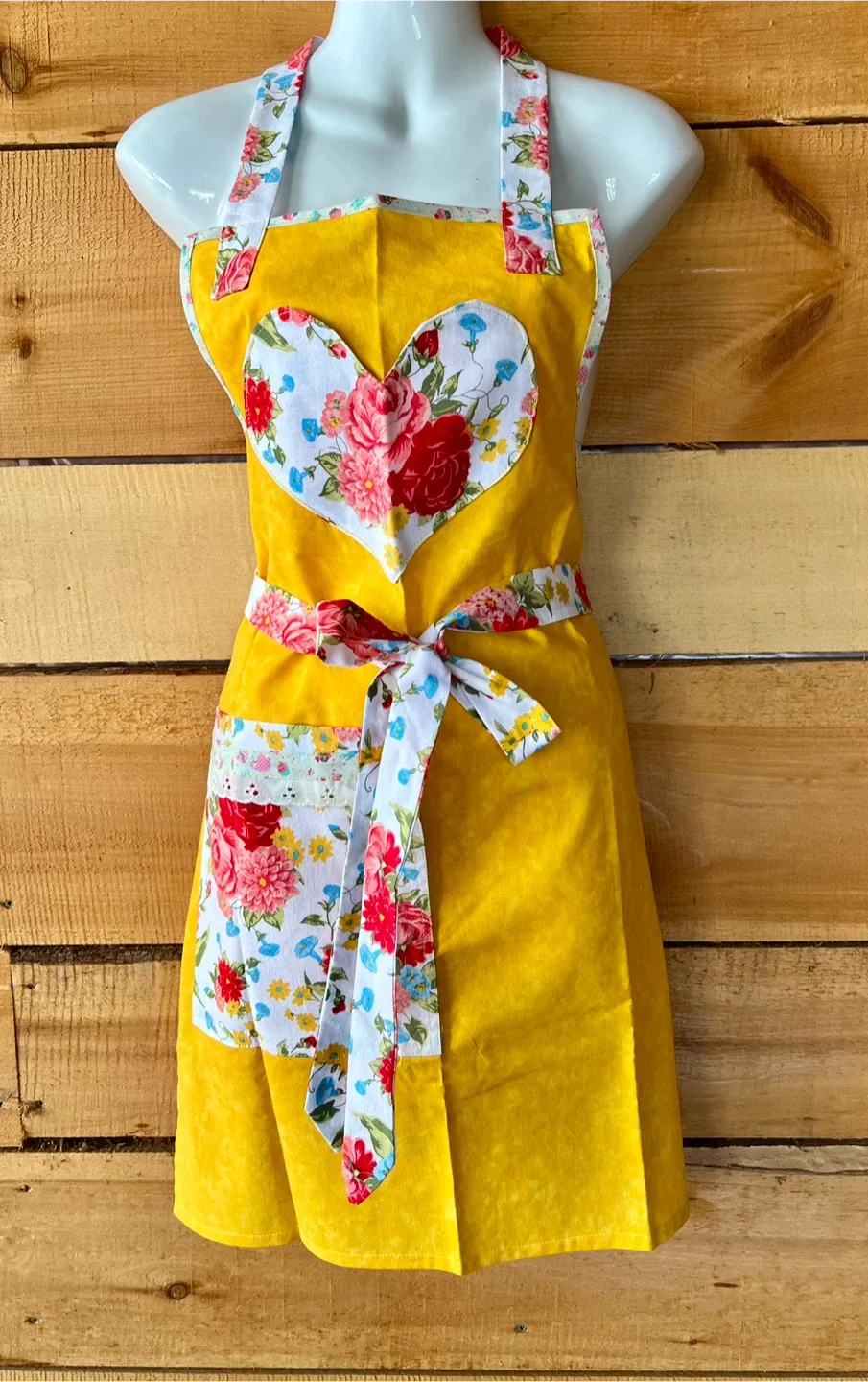 Handmade by me- brand new. Yellow Floral Apron thumbnail