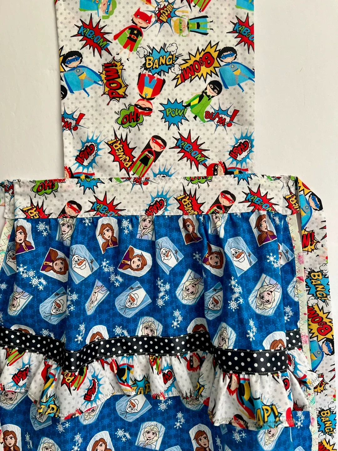 Handmade Disney Frozen girl Apron image indicator(4)