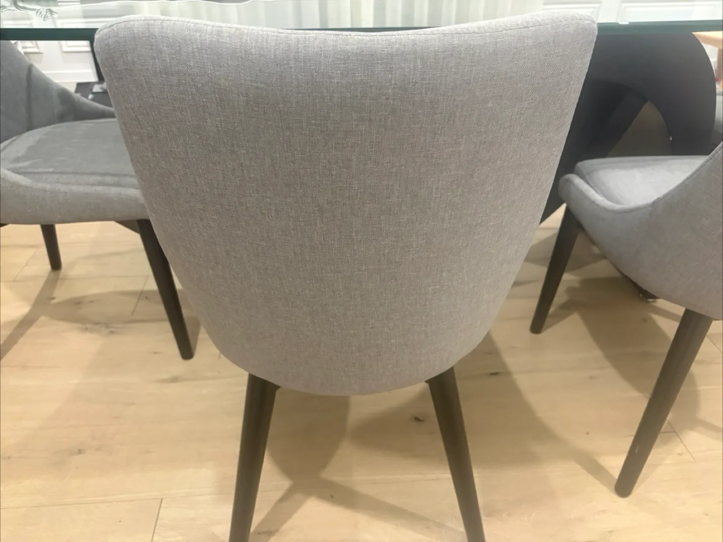 Dining table with 6 grey chairs image indicator(4)