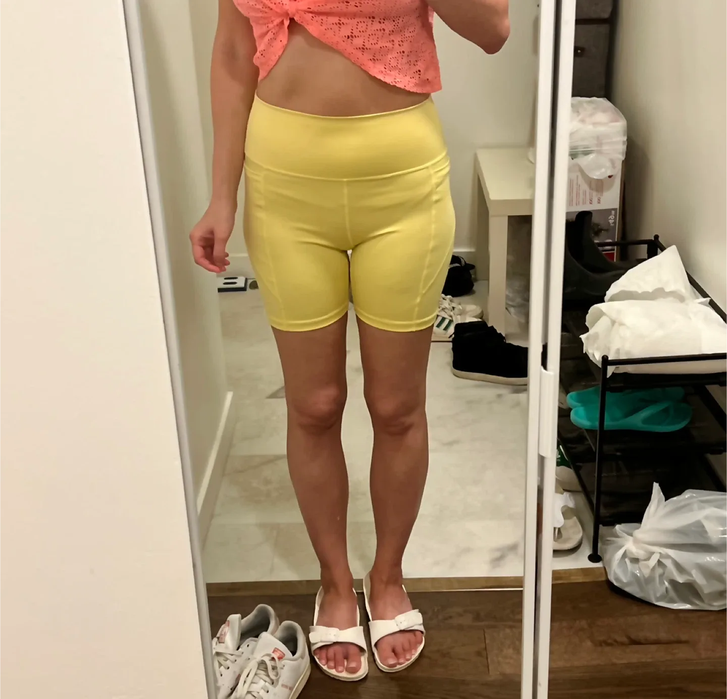 3$ jeans bike shorts and leggings image indicator(8)