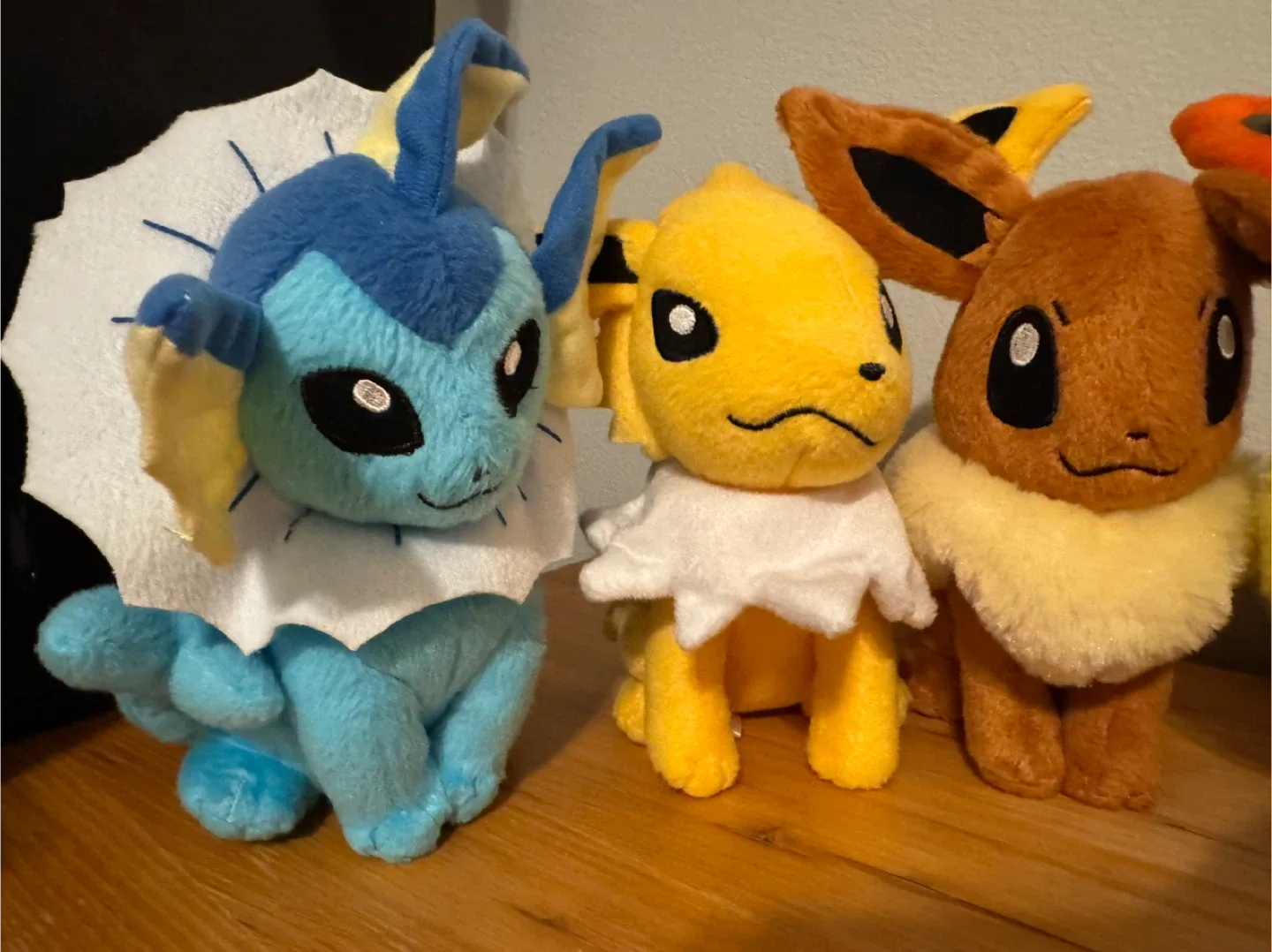 Pokemon Eevee Evolution Plushies image indicator(4)