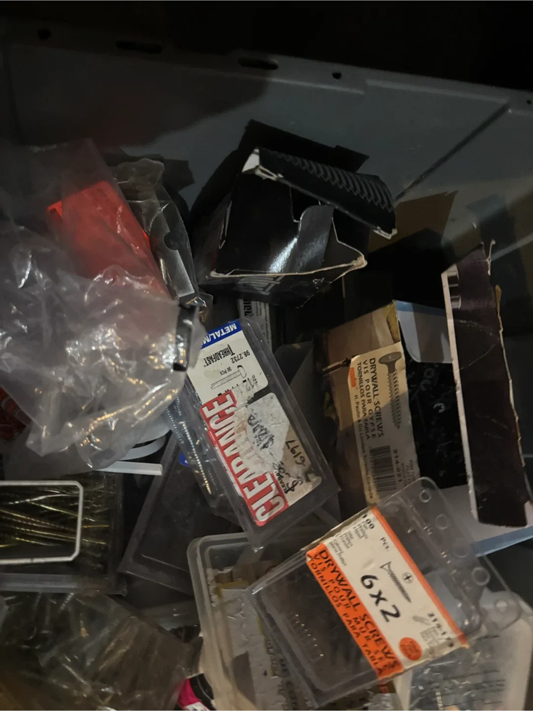 Mixed Lot of Screws and Fasteners thumbnail