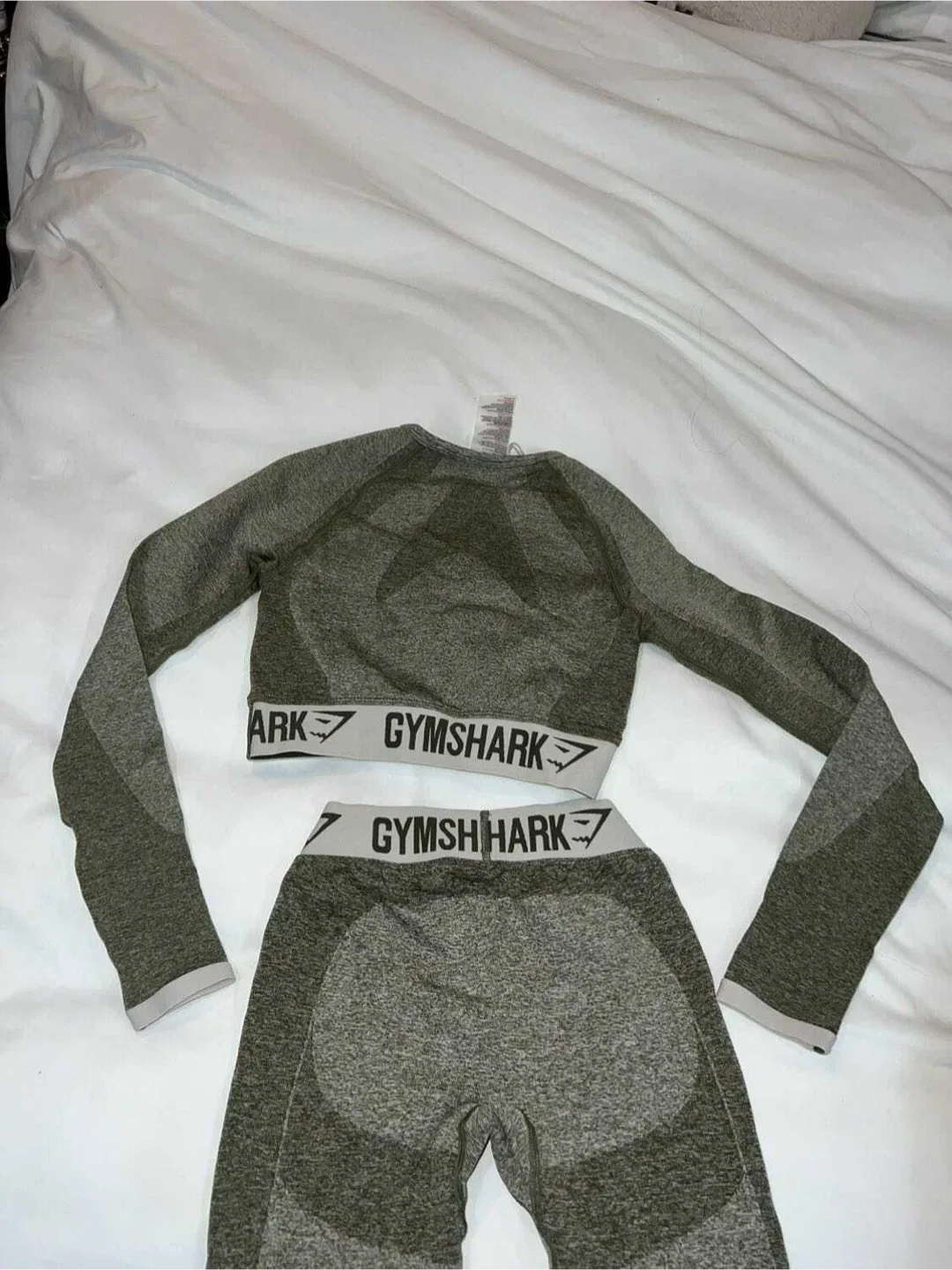 Gymshark Flex Set - Khaki - XS image indicator(4)