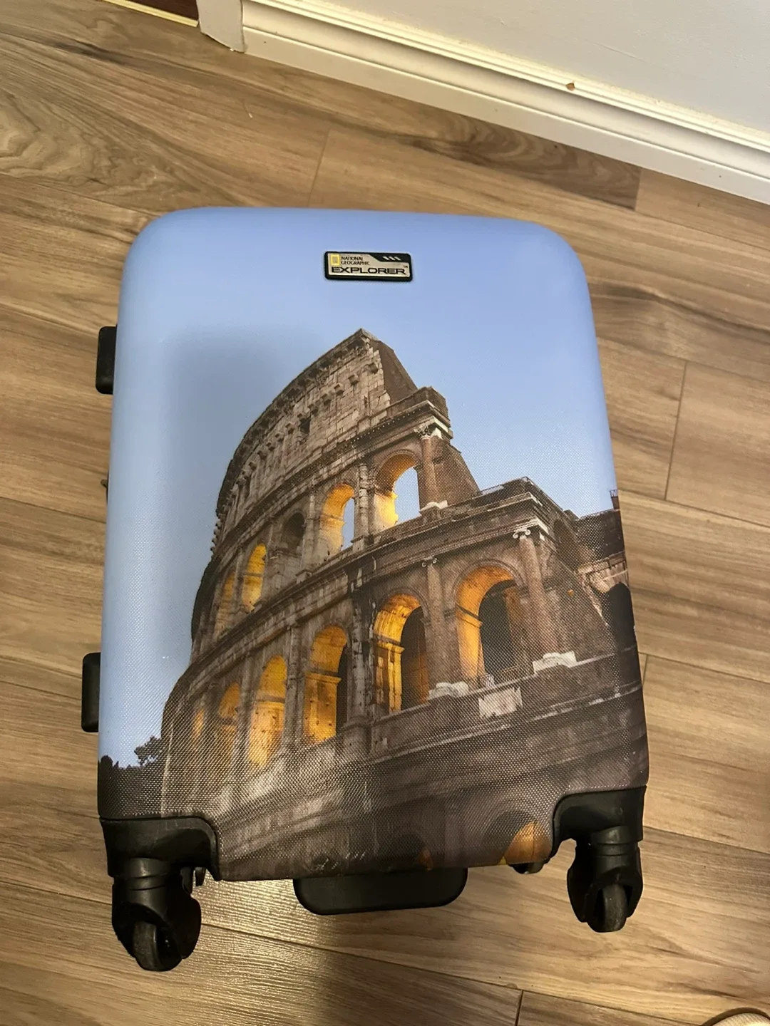 National Geographic Explorer Carry-On Suitcase Italy Colosseum image indicator(7)