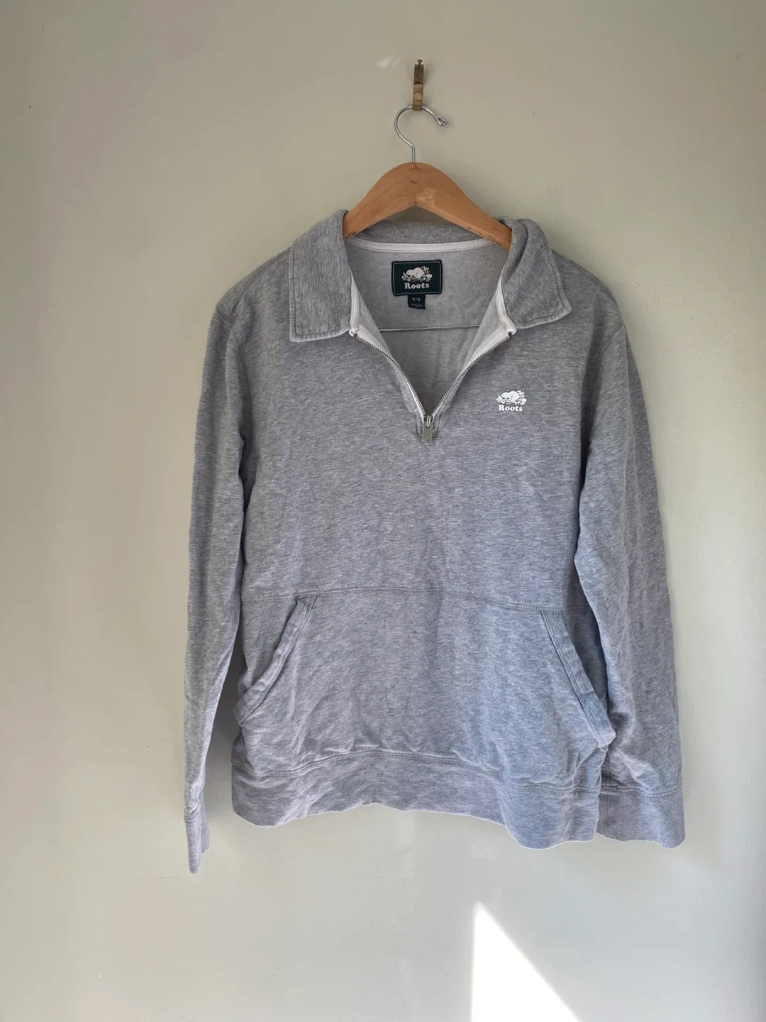 Roots Grey Half-Zip Sweatshirt - Size M thumbnail