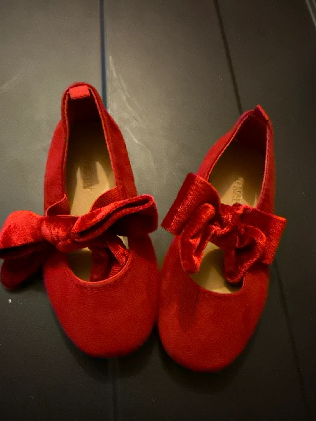 Old Navy Red Bow Flats - Size 6 Toddler thumbnail