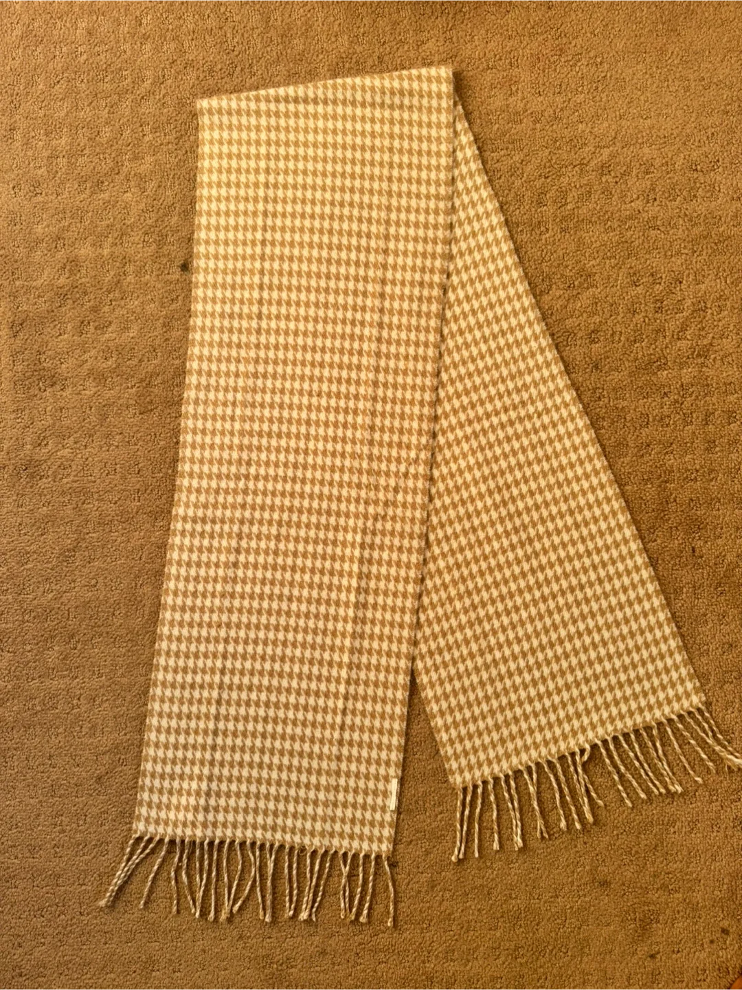 Assorted Scarves image indicator(2)