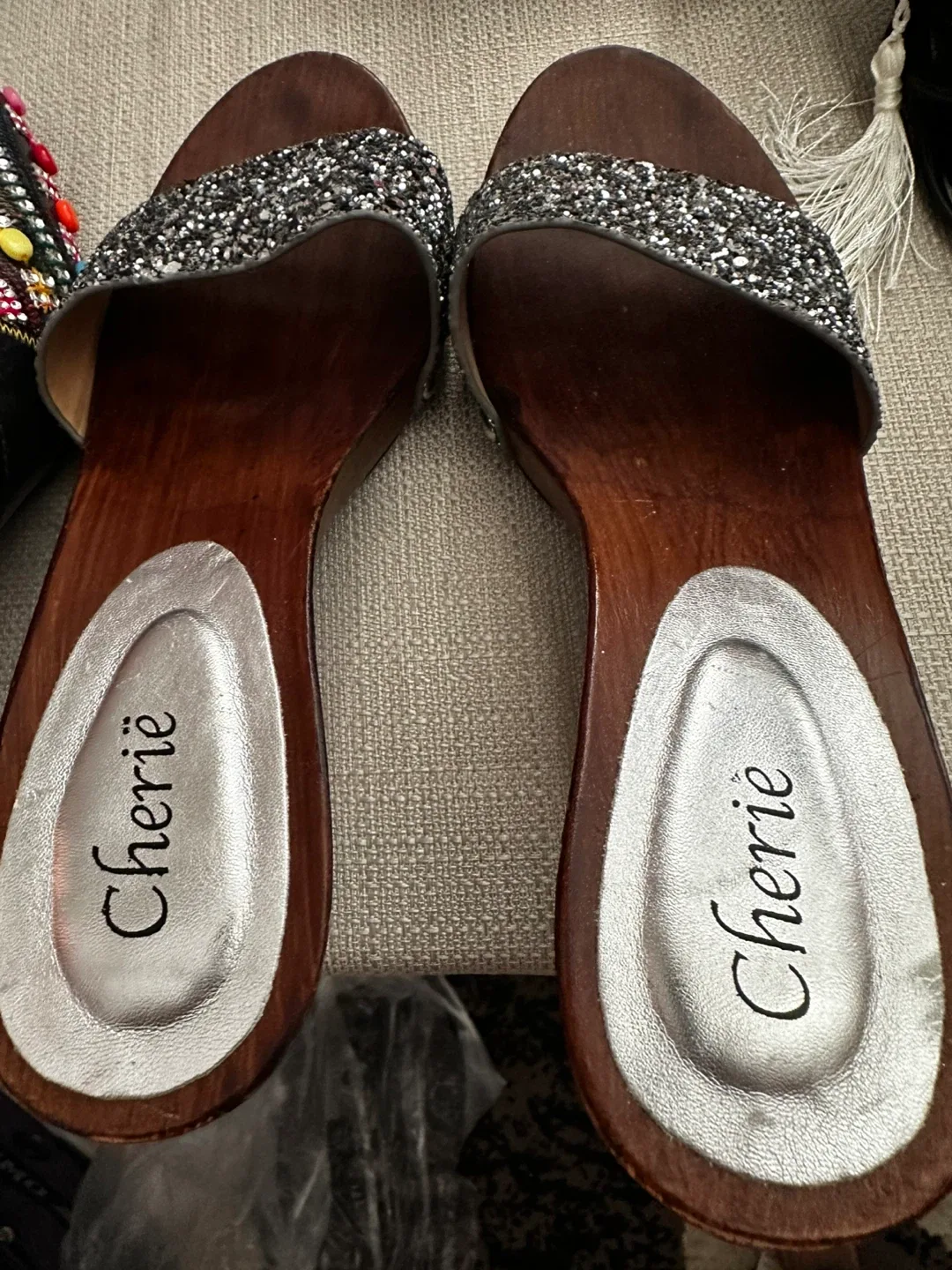 Milli Chappal Lahore Size 7 image indicator(2)