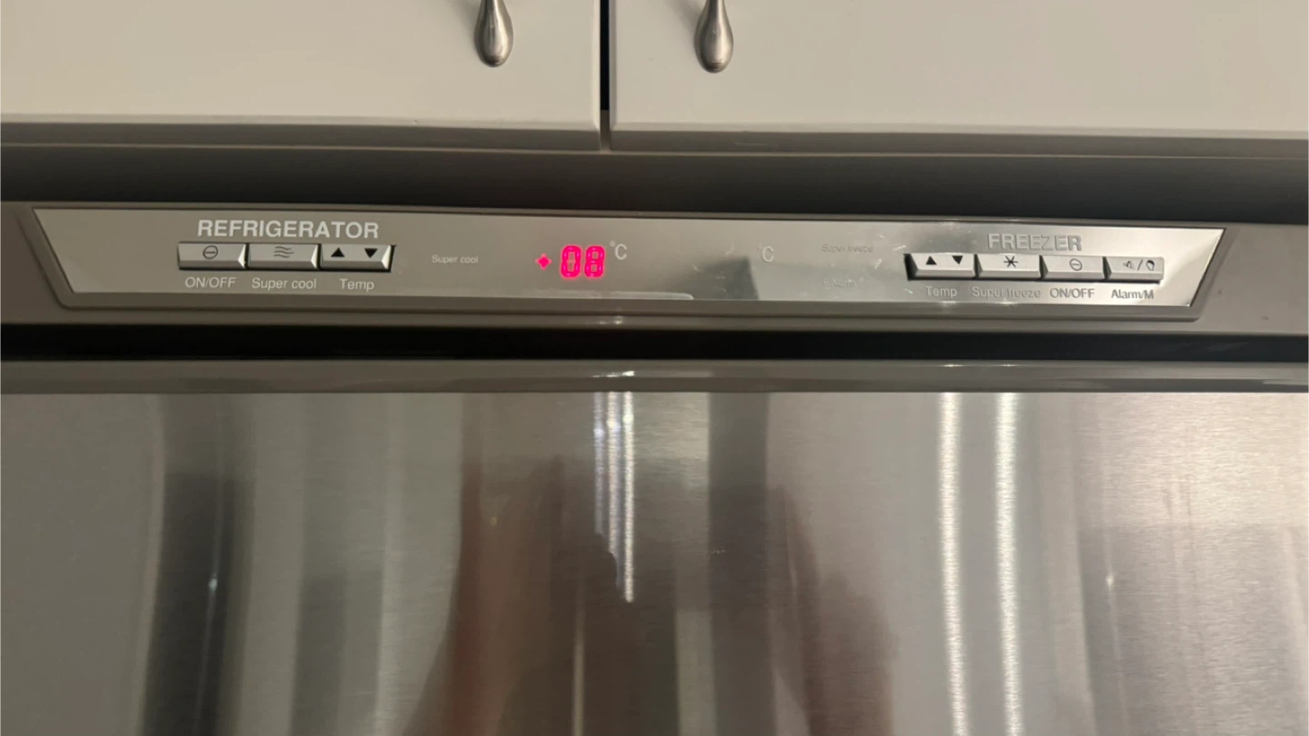 MOVING SALE 💥Stainless Steel Refrigerator - photo 3