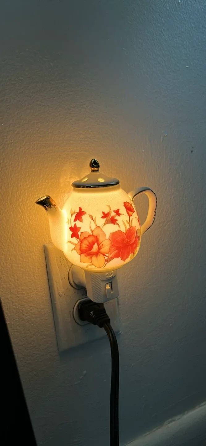 Adeline Collection Teapot Night Light thumbnail