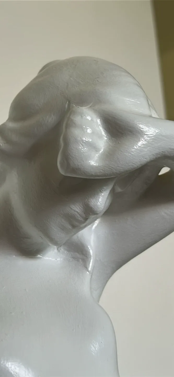 White Ceramic Woman Statue image indicator(3)