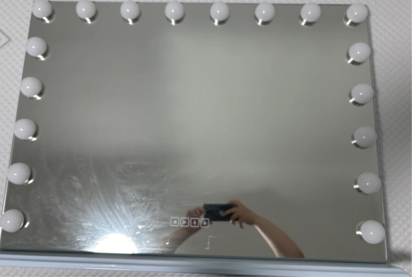 Hollywood Style Vanity Mirror with Lights