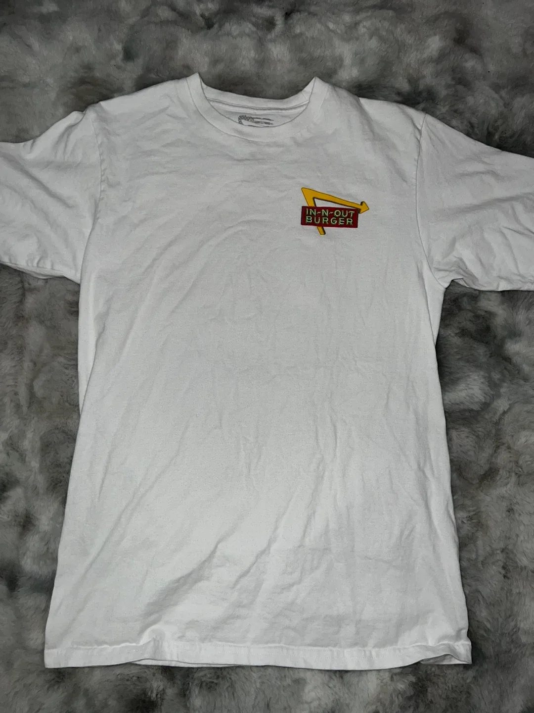 In-N-Out Burger White T-Shirt Size M thumbnail