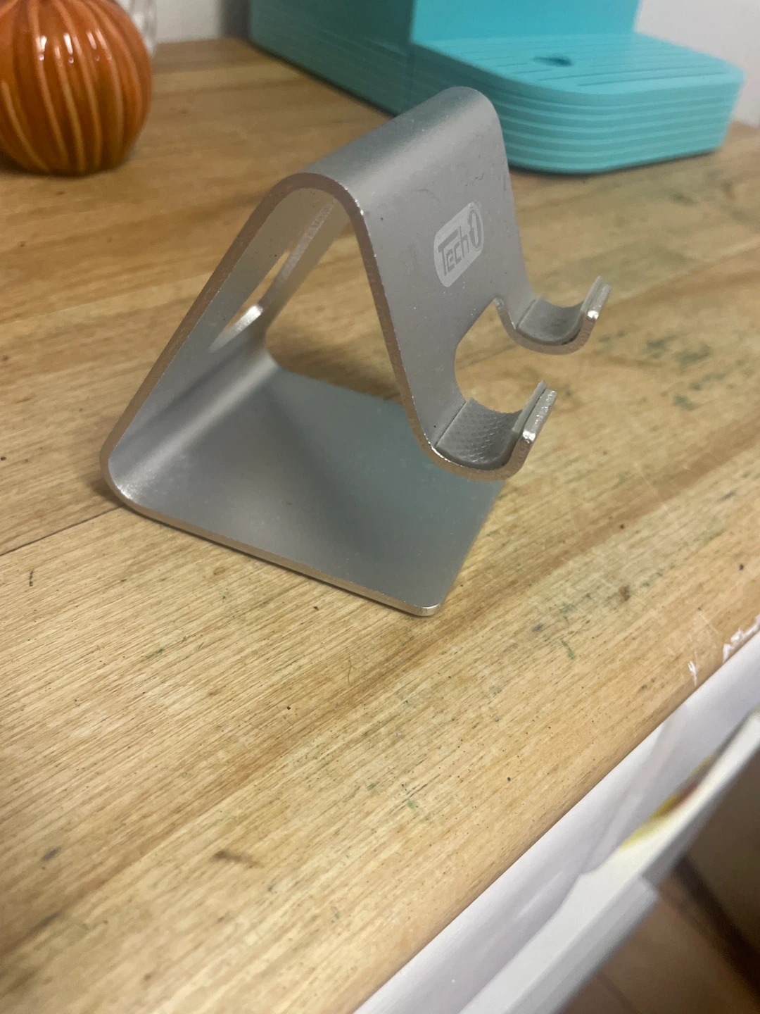 Tech 1 Phone Stand - Silver