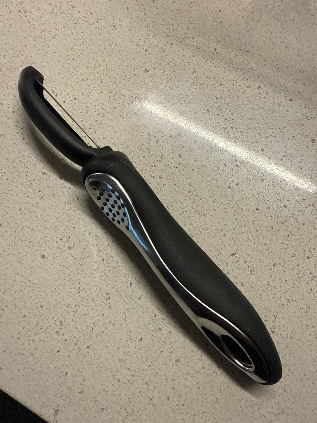 Vegetable Peeler - Black thumbnail