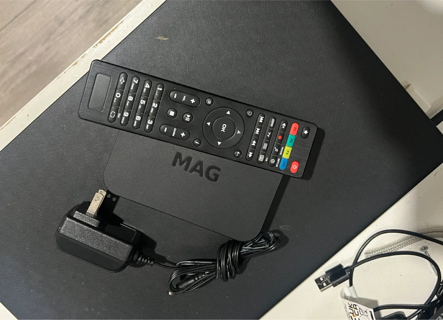 MAG Box with Remote thumbnail