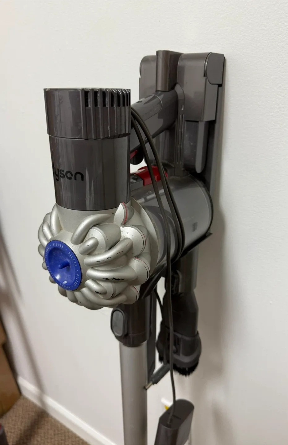 Dyson V6 Vacuum image indicator(2)